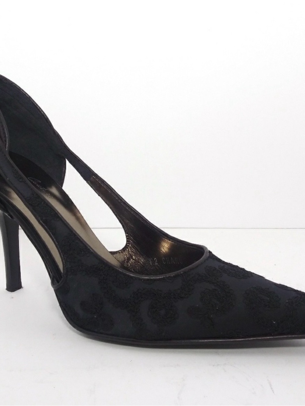 Donald J. Pliner Black Pointed Toe Embroidered Pumps